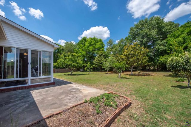 644 Trails End Circle, Bonaire, GA 31005