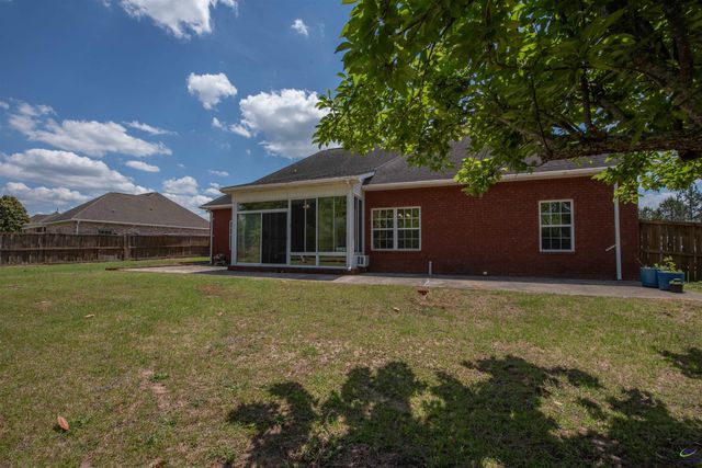 644 Trails End Circle, Bonaire, GA 31005