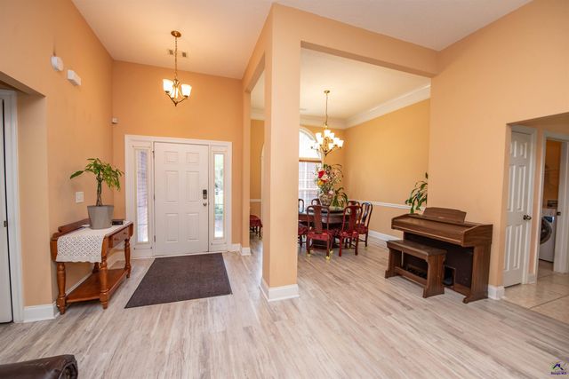 644 Trails End Circle, Bonaire, GA 31005