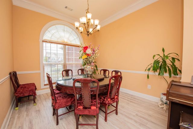 644 Trails End Circle, Bonaire, GA 31005
