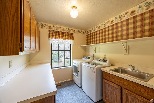 2612 E ANTELOPE DR, Layton, UT 84040