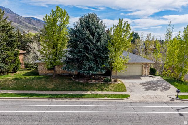 2612 E ANTELOPE DR, Layton, UT 84040