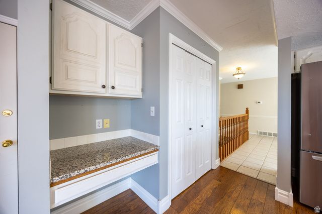 2612 E ANTELOPE DR, Layton, UT 84040