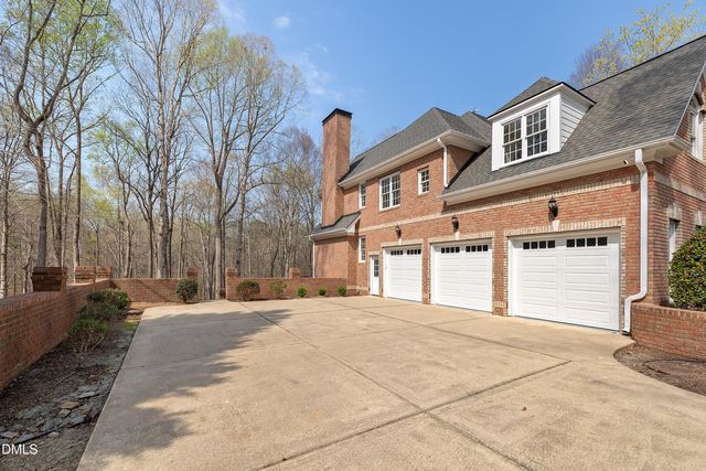 1525 Eglantyne Court, Raleigh, NC 27613