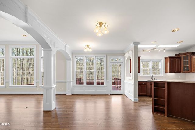 1525 Eglantyne Court, Raleigh, NC 27613