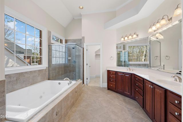 1525 Eglantyne Court, Raleigh, NC 27613