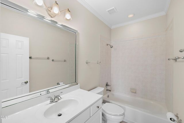 1525 Eglantyne Court, Raleigh, NC 27613