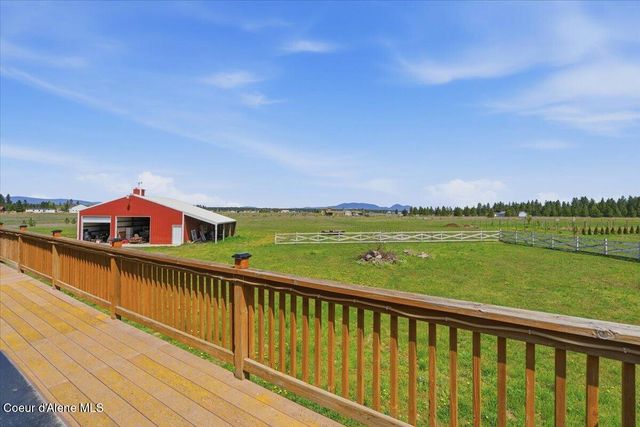 2037 E Yellow Pine Ave, Athol, ID 83801