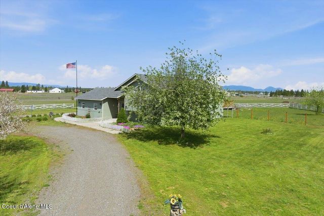 2037 E Yellow Pine Ave, Athol, ID 83801