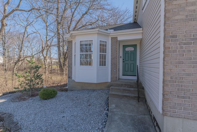 6 Trotters Way, Florence, KY 41042