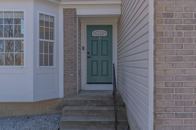 6 Trotters Way, Florence, KY 41042