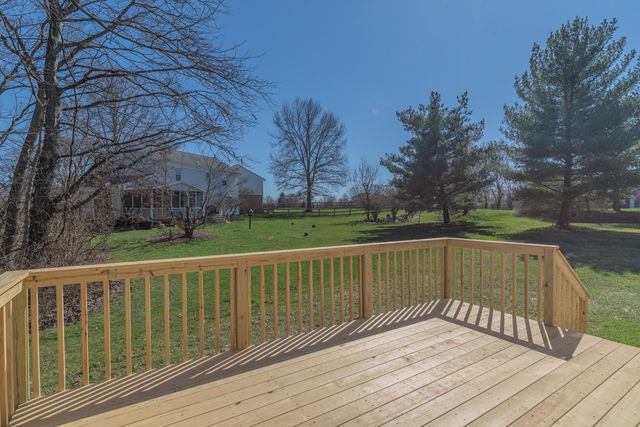 6 Trotters Way, Florence, KY 41042