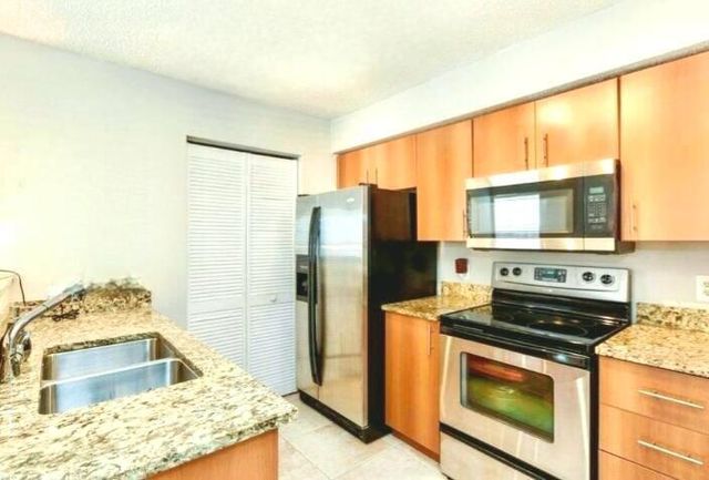 1050 Crystal Way K, Delray Beach, FL 33444