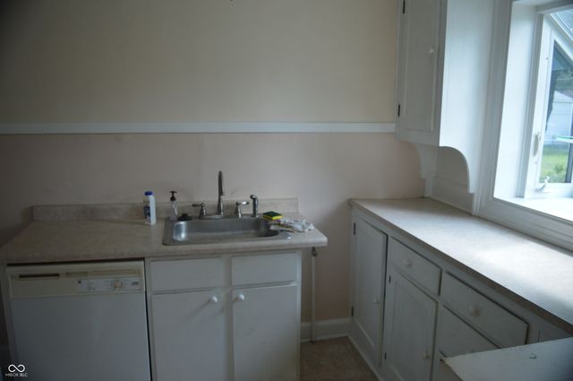 6048 N College Avenue N, Indianapolis, IN 46220