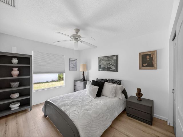 2757 SW Versailles Terrace, Stuart, FL 34997