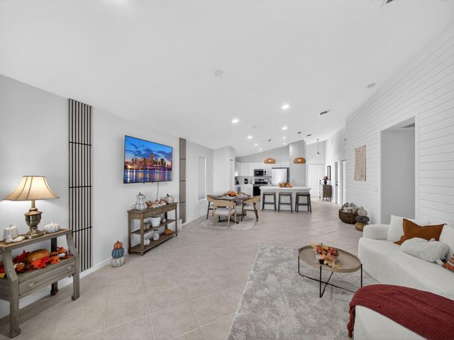 2757 SW Versailles Terrace, Stuart, FL 34997