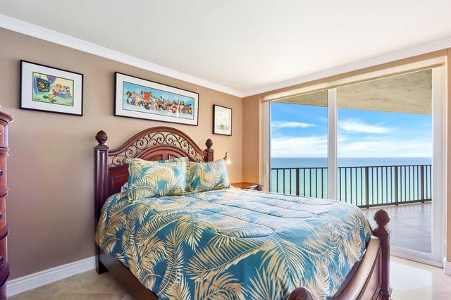 5420 N Ocean Drive 1703, Singer Island, FL 33404