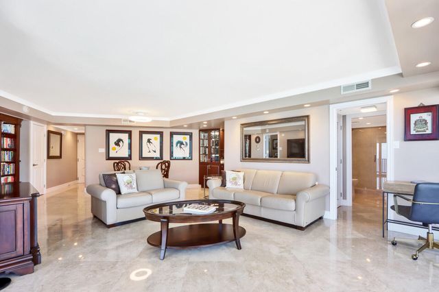 5420 N Ocean Drive 1703, Singer Island, FL 33404