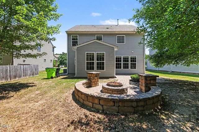 906 Pleasant Colony Drive, Knightdale, NC 27545