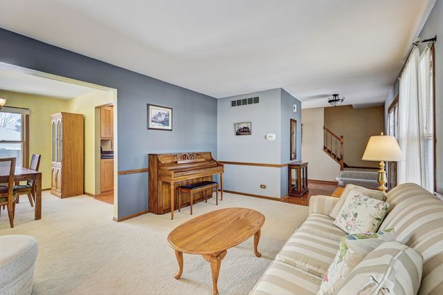 2308 Modaff Road, Naperville, IL 60565