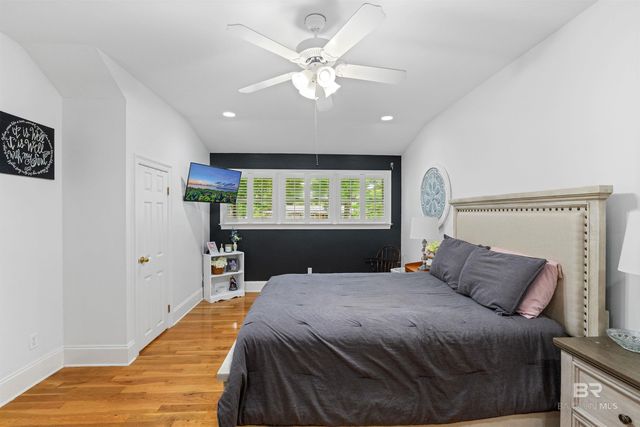 7379 Cypress Avenue, Daphne, AL 36526