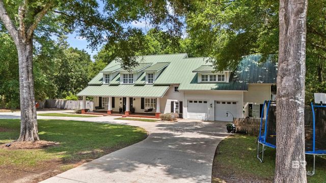 7379 Cypress Avenue, Daphne, AL 36526
