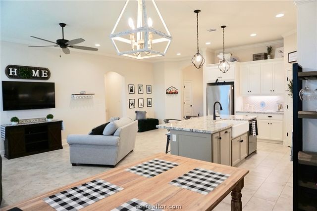 4202 Angel Landing Court, Bryan, TX 77802
