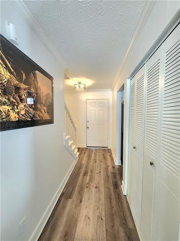 1279 Ridgecrest SE Lane, Smyrna, GA 30080