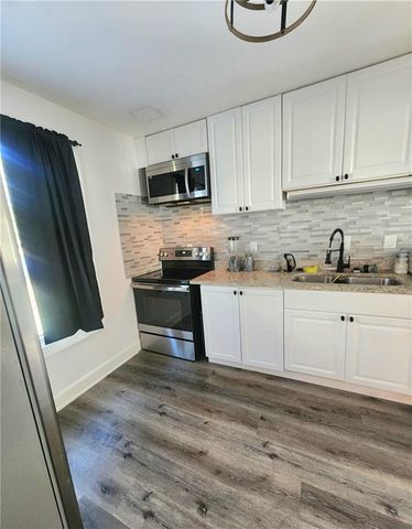 1279 Ridgecrest SE Lane, Smyrna, GA 30080