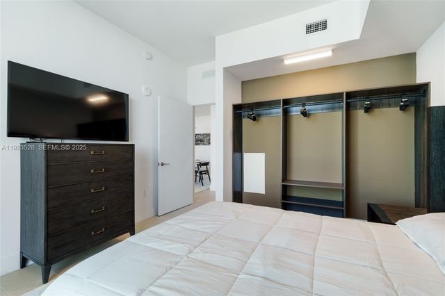 601 NE 1St Ave 5001, Miami, FL 33132