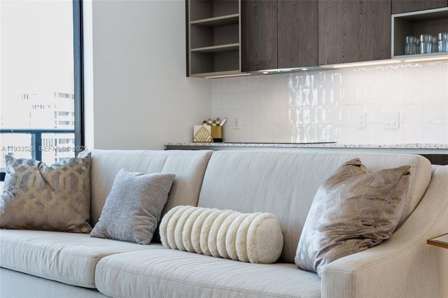 601 NE 1St Ave 5001, Miami, FL 33132