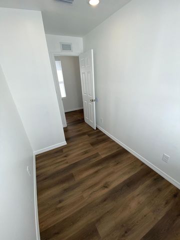 641 6th Street, West Palm Beach, FL 33401