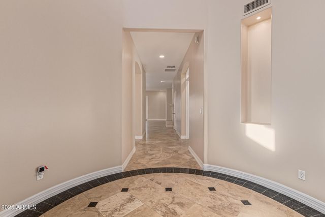 16404 S 23RD Way, Phoenix, AZ 85048