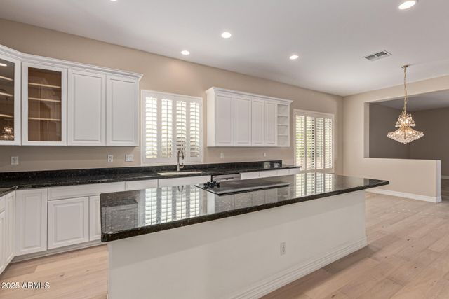 16404 S 23RD Way, Phoenix, AZ 85048