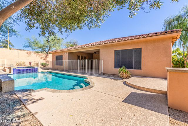 16404 S 23RD Way, Phoenix, AZ 85048