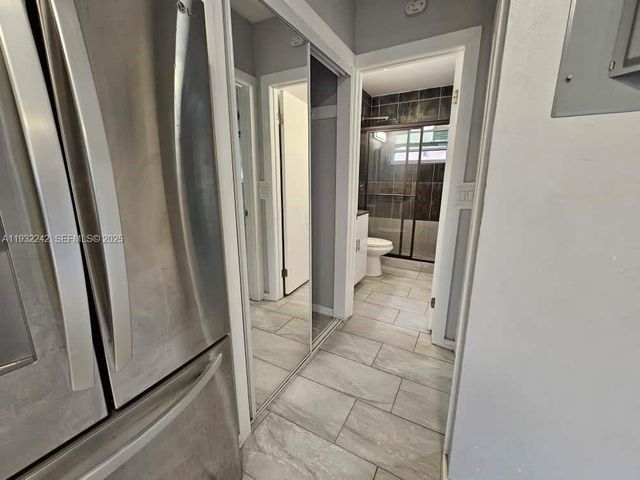 950 NW 5th St 2, Miami, FL 33128