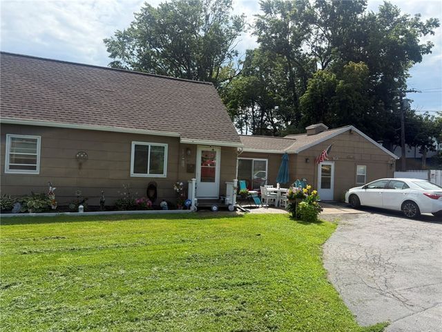 71 Ridge Terrace, Greece, NY 14626