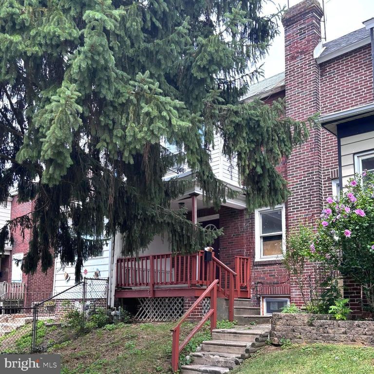 332 W 15TH ST, Chester, PA 19013