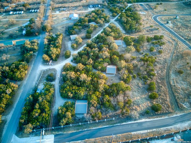 1047 County Road 350, Concan, TX 78838