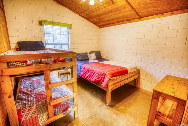 1047 County Road 350, Concan, TX 78838