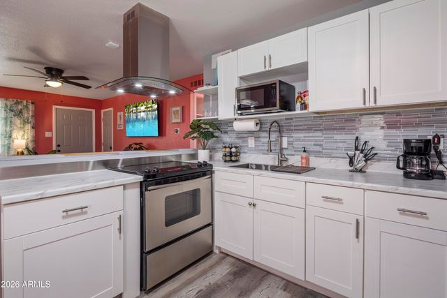 1809 N 42ND Street, Phoenix, AZ 85008