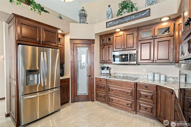 44 Sageland Road, East Wenatchee, WA 98802