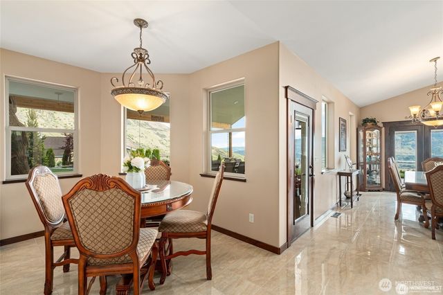 44 Sageland Road, East Wenatchee, WA 98802