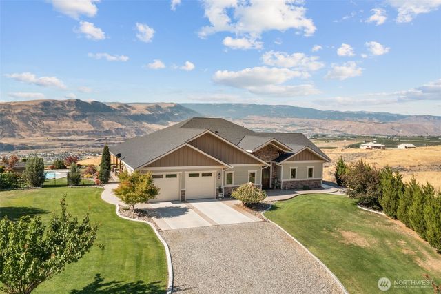 44 Sageland Road, East Wenatchee, WA 98802