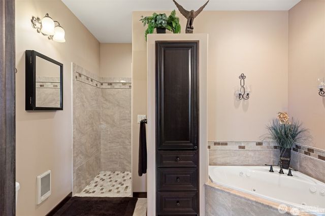 44 Sageland Road, East Wenatchee, WA 98802