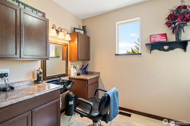 44 Sageland Road, East Wenatchee, WA 98802