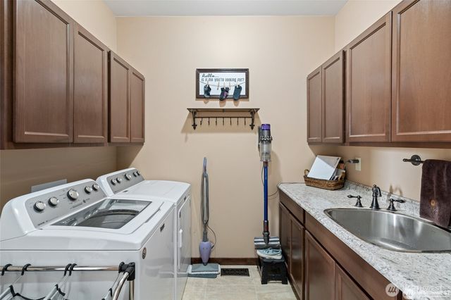 44 Sageland Road, East Wenatchee, WA 98802