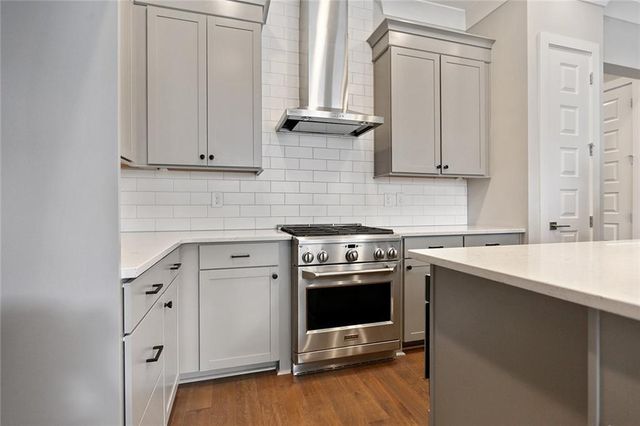 582 Broadview Place NE, Atlanta, GA 30324