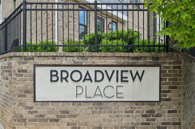 582 Broadview Place NE, Atlanta, GA 30324