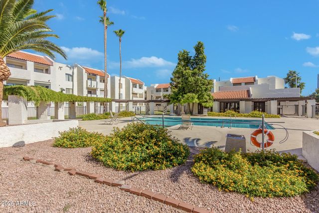 4730 W NORTHERN Avenue 1104, Glendale, AZ 85301
